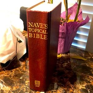 Nave's Topical Bible Orville J Naive 1974 Moody Press Hardcover Red Revised